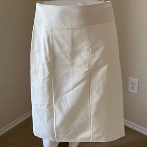 NWT Akris Punto Pencil White Skirt size 8